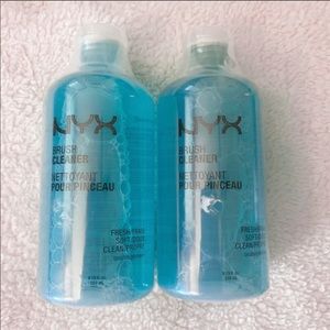 Nyx Brush Cleaner